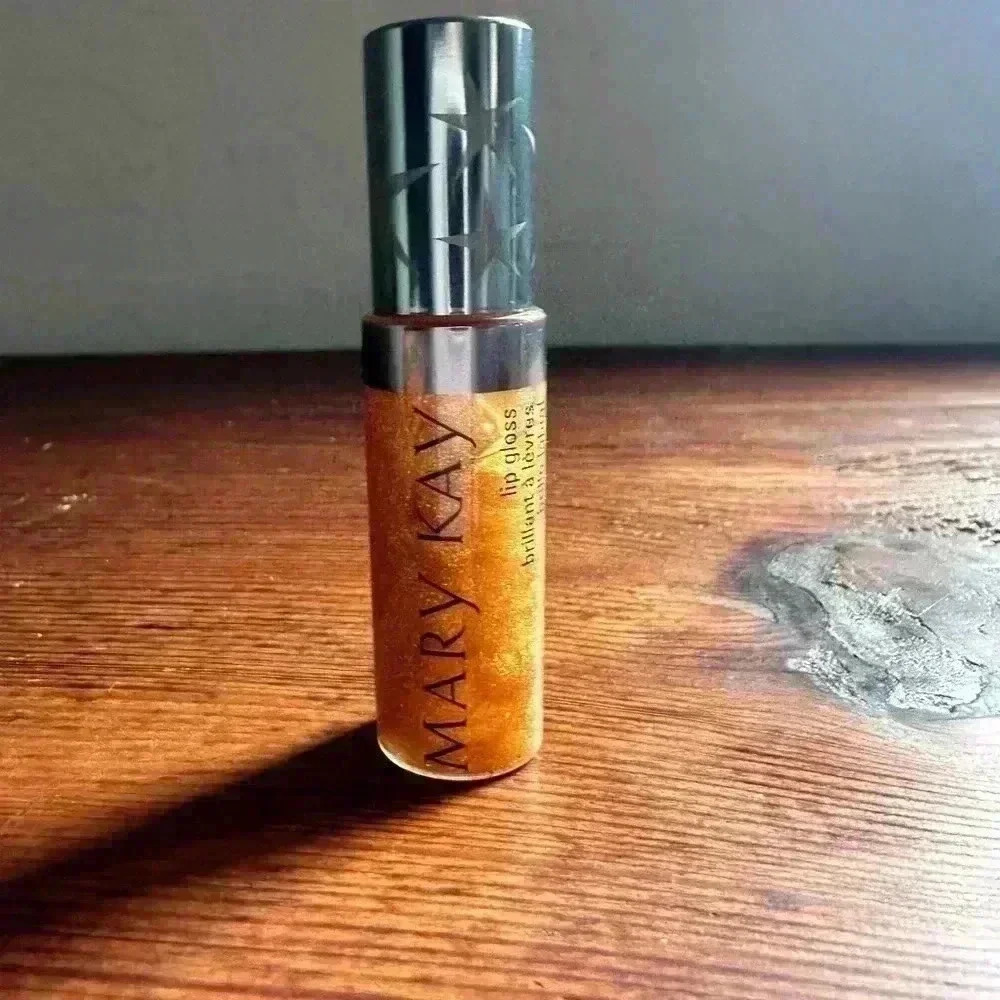 MARY KAY LIP GLOSS GOLD SEQUINS,  0.27 fl. oz., New w/o Box, Discontinued! RM02